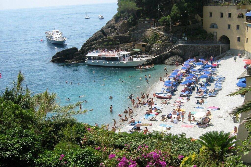 5 skrytých pokladů Itálie: Pláže pro "dolce far niente" bez davů polonahých turistů 9 fruttuoso